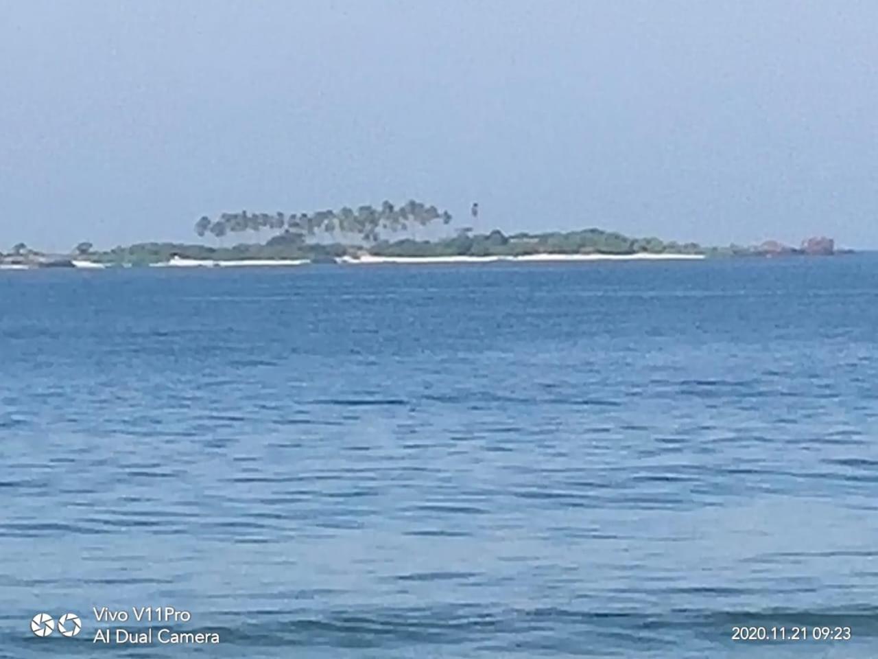 His Grace Sea View Cottages - Private Beach At Malpe Udupi Rom bilde
